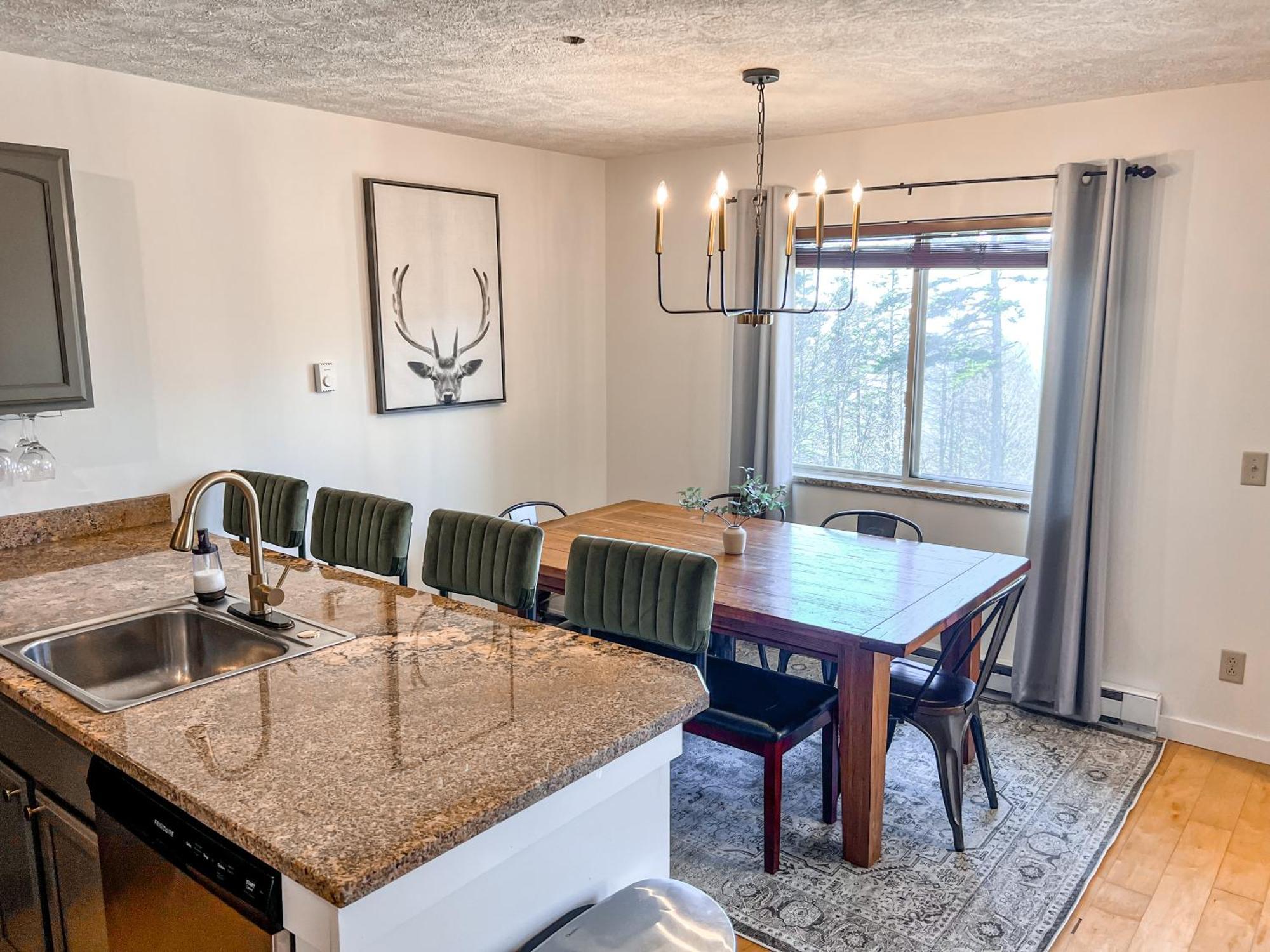 Remodeled Summit Condo At Snowshoe - Modern & Cozy מראה חיצוני תמונה