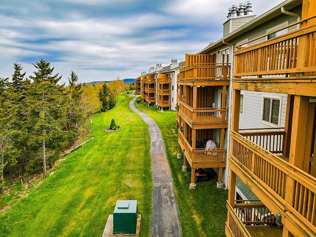 Remodeled Summit Condo At Snowshoe - Modern & Cozy מראה חיצוני תמונה